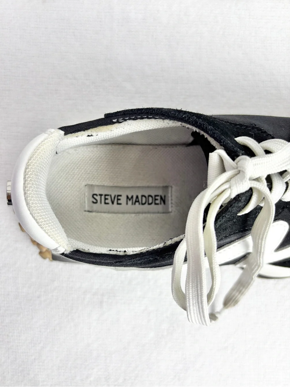 Steve Madden Campo Sneakers Women Size 9.5 Black & White